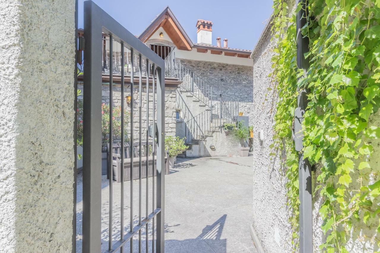 Casa Del Tiglio Apartment Varenna Bagian luar foto